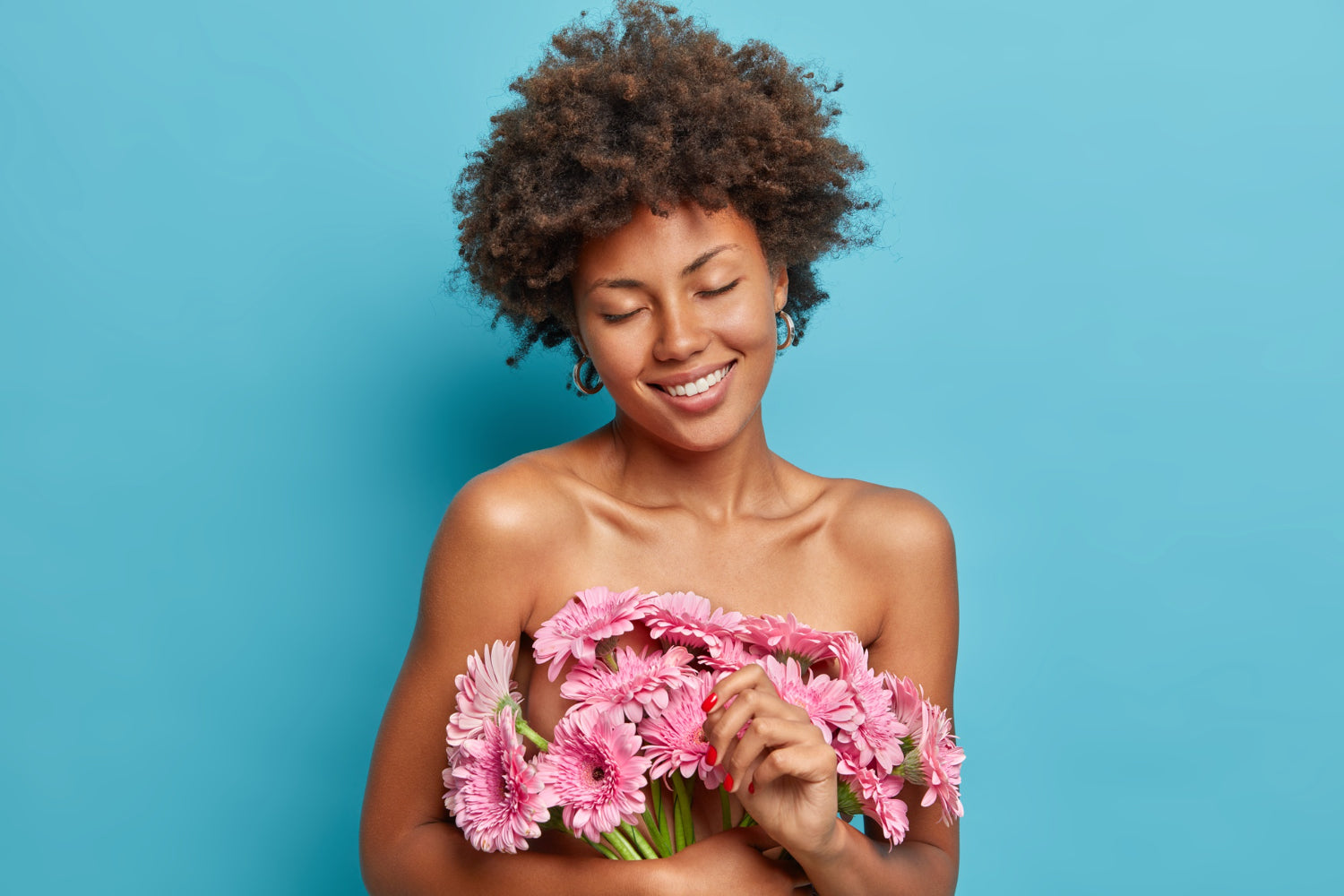 Suplementos para a saúde da mulher formulados para apoiar o equilíbrio hormonal, bem-estar e vitalidade feminina.