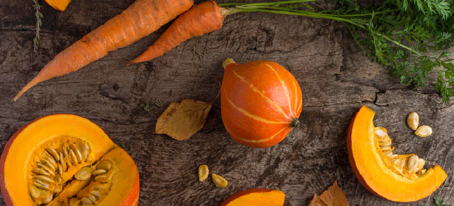 Alimentos ricos em vitamina A em destaque, transmitindo nutrição natural, saúde da pele e bem-estar visual.