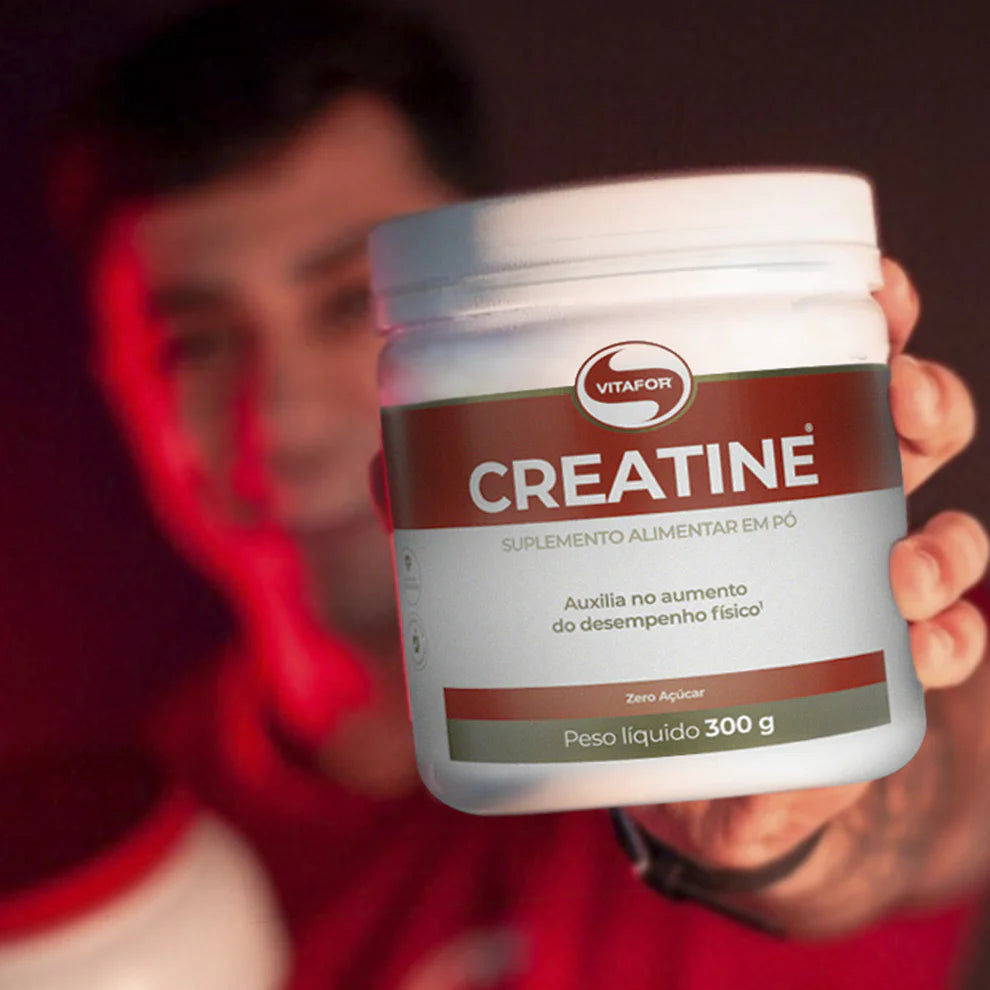 Envase de 300 g de monohidrato de creatina Vitafor en polvo, un suplemento nutricional para aumentar la fuerza, la energía y la masa muscular.
