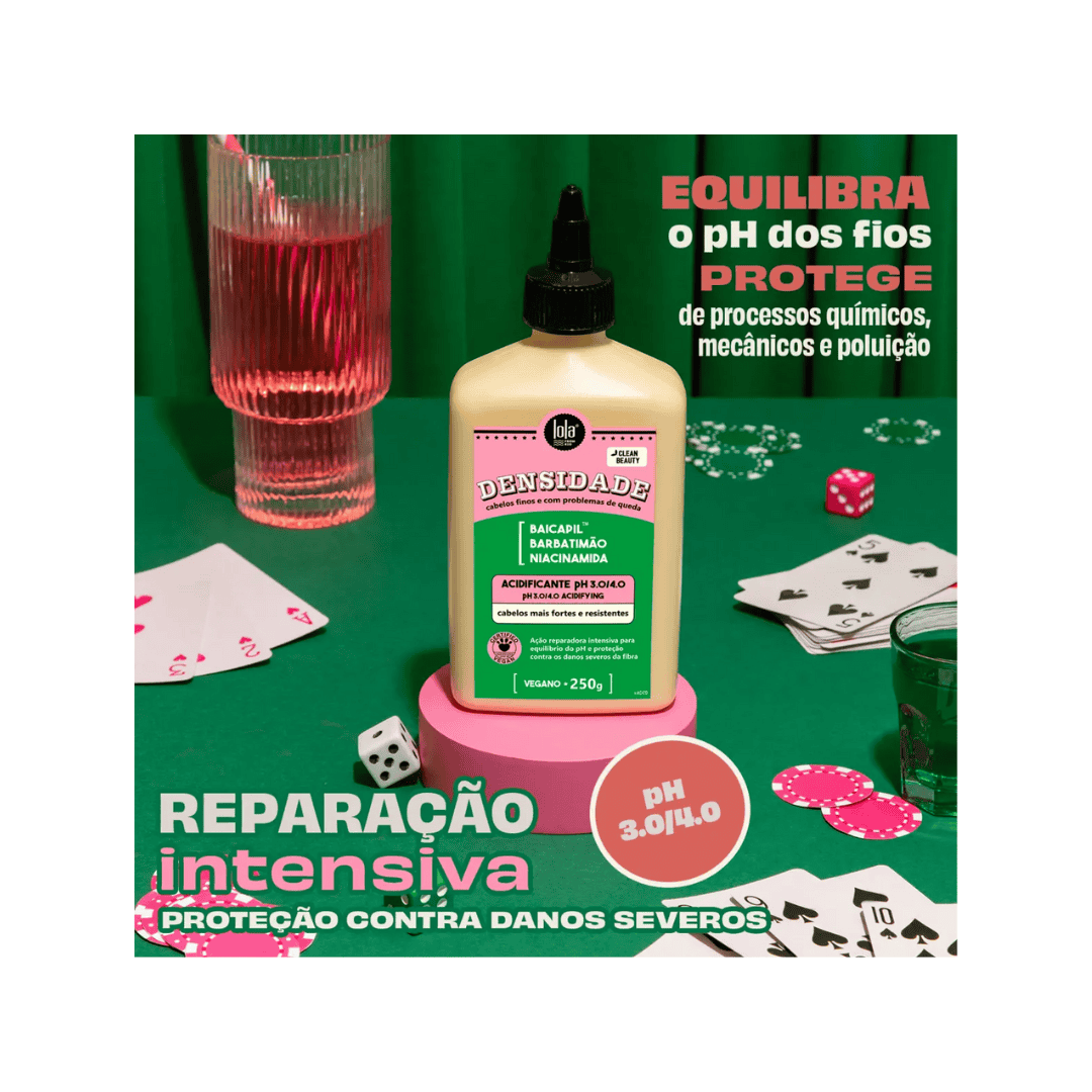 Tratamento capilar Densidade Acidificante pH 3.0/4.0 da Lola, máscara de 250g que reequilibra o pH e fortalece os fios danificados.