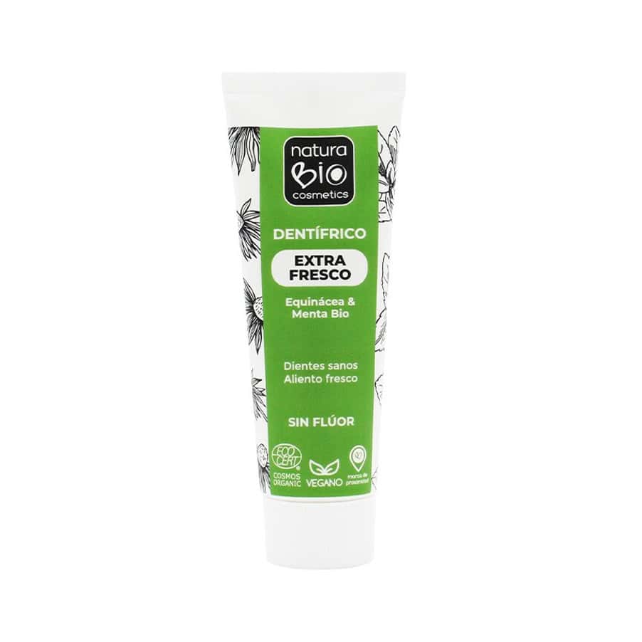 Pasta de dientes Natura Bio Extra Fresco con equinácea y menta en tubo de 75 ml, formulada con ingredientes orgánicos para una limpieza refrescante.