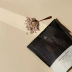 Proteína Whey Isolada Chocolate 900gr Auri Foods em embalagem de suplemento proteico em pó.