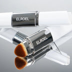 Base em Stick Blanc Cover Cream Medium 13 g da Elroel, base cremosa em stick de tom médio para uniformizar a tez e facilitar a aplicação da maquilhagem.