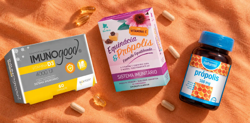 Produtos de cuidado capilar Urtekram, Real Natura e Lola Cosmetics em promoção até 55%, apresentados num cenário de beleza em tons quentes.