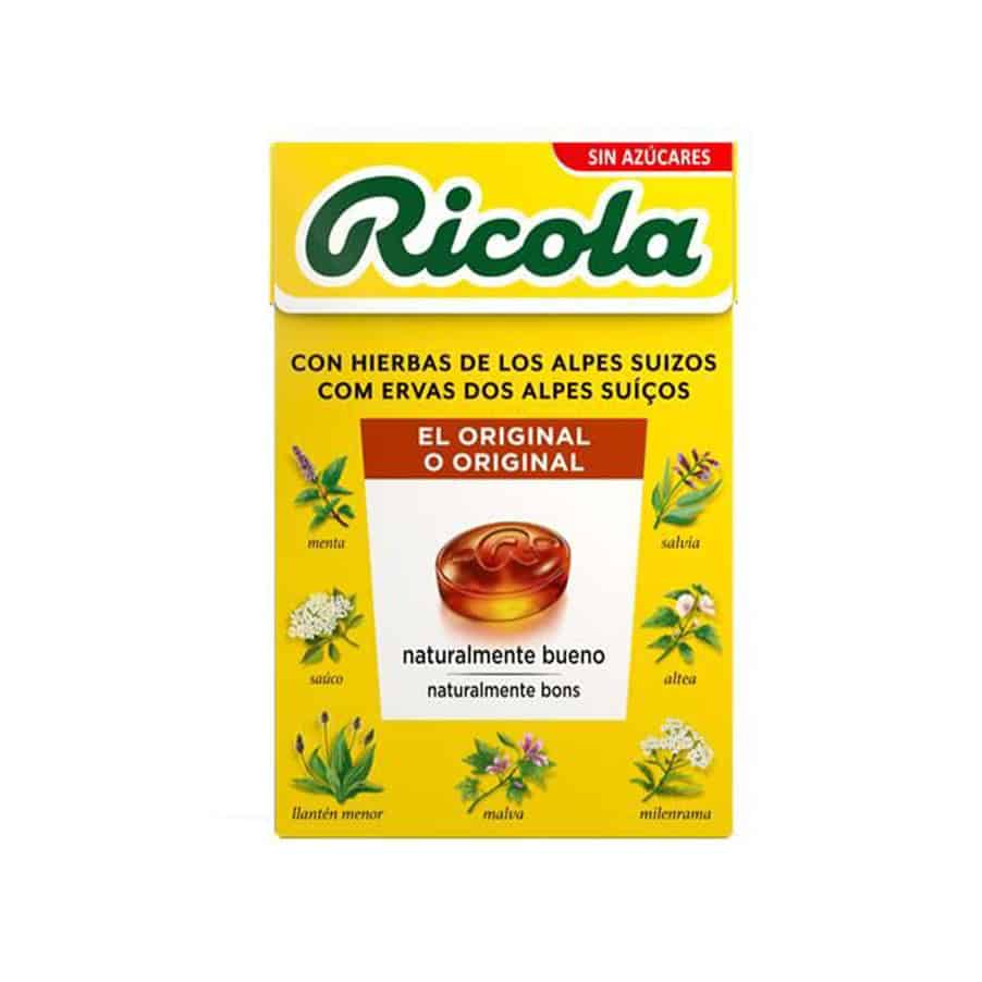 Pastillas Ricola de hierbas suizas en envase de 50 g, elaboradas con la mezcla tradicional de 13 hierbas alpinas para refrescar y aliviar la garganta de forma natural.