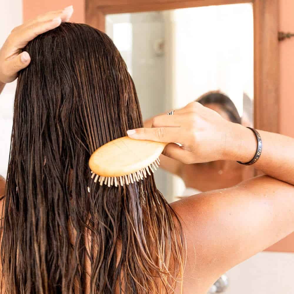 Escova de Cabelo de Oliveira NAUA