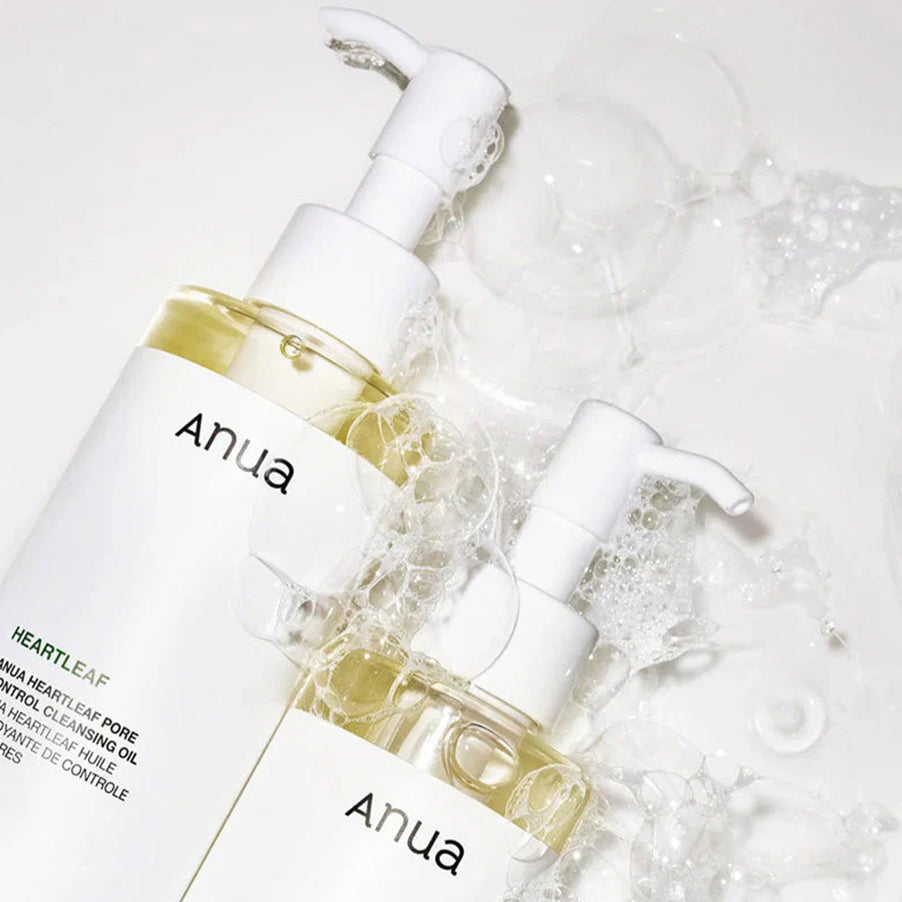 Aceite limpiador Heartleaf Pore Control 200ml Anua, un aceite facial con extracto de hoja de corazón para eliminar el maquillaje, el protector solar, el sebo y las impurezas de los poros.