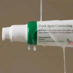 Sérum Dark Spot Correcting Glow 50ml da Axis-Y em frasco pump, formulado para ajudar a uniformizar manchas e iluminar a pele.