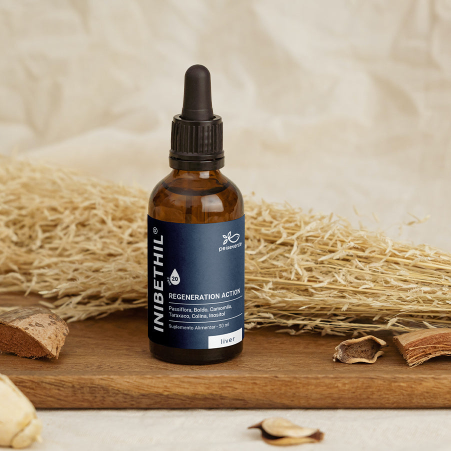 O Inibethil 50 ml Peixe Verde é um suplemento alimentar líquido formulado com uma combinação de extratos vegetais, colina e inositol.

A sua fórmula contém passiflora, boldo, camomila, taraxaco, cidreira e funcho. Estes ingredientes são complementados com colina e inositol, criando uma solução em gotas fácil de integrar na tua rotina diária.
