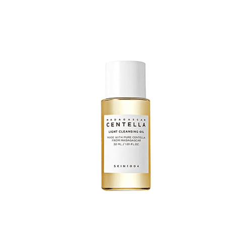 Aceite limpiador suave Skin1004 Madagascar Centella, botella de 30 ml, un removedor suave de impurezas y maquillaje con Centella Asiática.