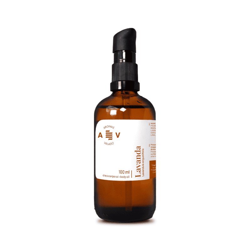 Conjunto Cuidado Corporal Lavanda Aromas do Valado, com sabão sólido, shampoo gel de duche, óleo corporal e óleo essencial.