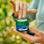 Creme de noite redensificante Weleda com genciana azul e edelweiss 40ml para pele madura