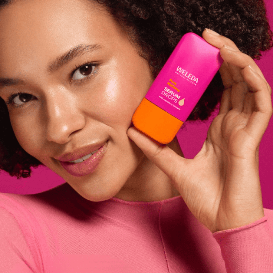 Sérum facial refinador Weleda Booster Drops 30ml com ingredientes naturais que suavizam e uniformizam a textura da pele.
