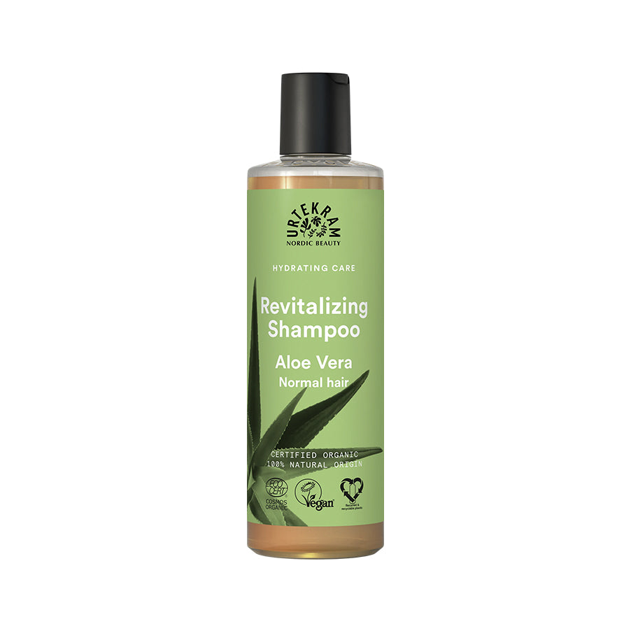O Shampoo Aloe Vera para Cabelo Normal 250ml da Urtekram é um champô suave desenvolvido para limpar e cuidar do cabelo normal, respeitando o equilíbrio natural do couro cabeludo.