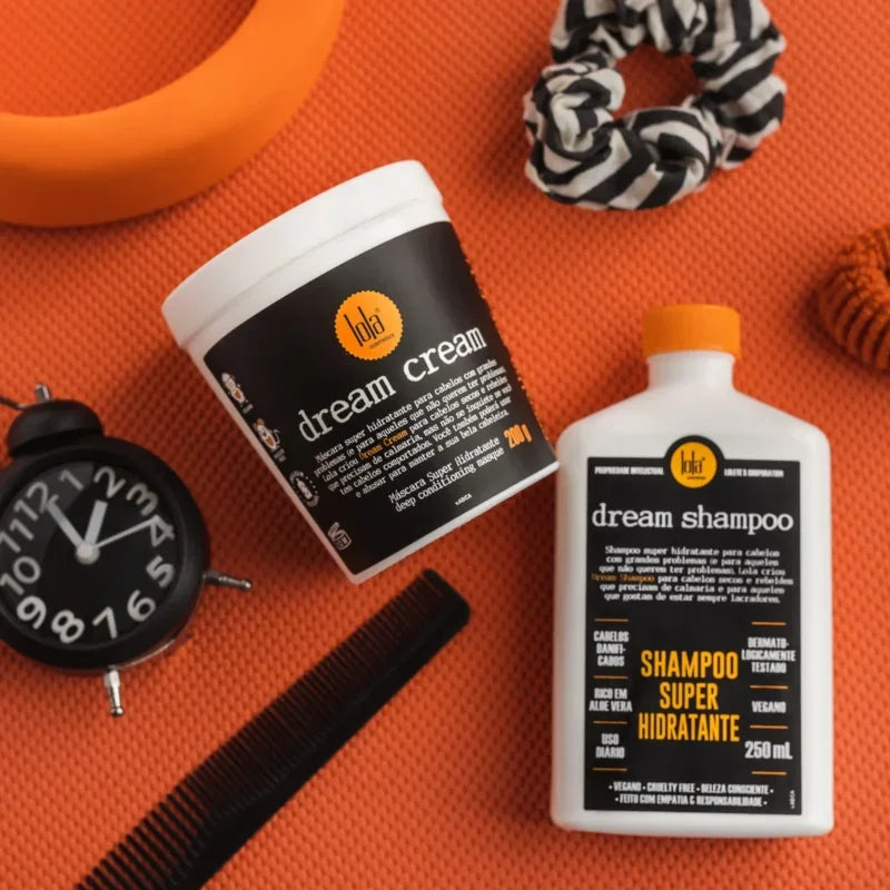Pack Dream da Lola Cosmetics com shampoo e máscara nutritiva para hidratar e revitalizar o cabelo.
