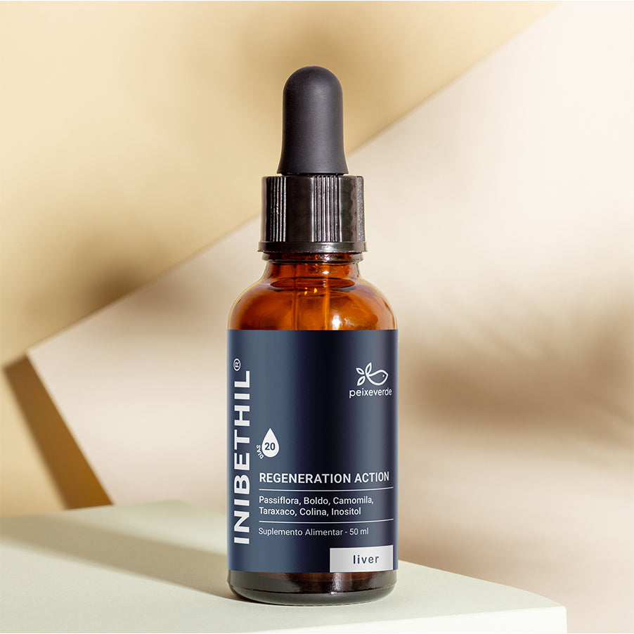 O Inibethil 50 ml Peixe Verde é um suplemento alimentar líquido formulado com uma combinação de extratos vegetais, colina e inositol.

A sua fórmula contém passiflora, boldo, camomila, taraxaco, cidreira e funcho. Estes ingredientes são complementados com colina e inositol, criando uma solução em gotas fácil de integrar na tua rotina diária.