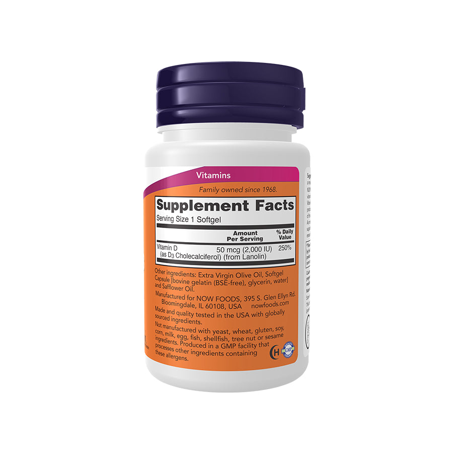 Vitamina D3 2000UI 30 Cápsulas Now Foods em embalagem branca com tampa laranja.