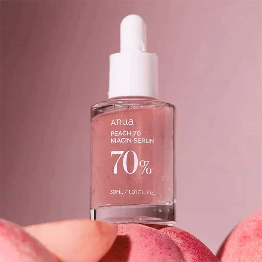 Frasco do Peach 70 Sérum de Niacinamida 30ml da Anua, tratamento facial iluminador com extrato de pêssego e niacinamida.