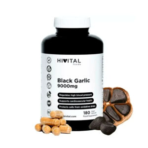 Frasco de Hivital Ajo Negro 9000mg con 180 cápsulas, un suplemento natural para el apoyo cardiovascular e inmunitario.